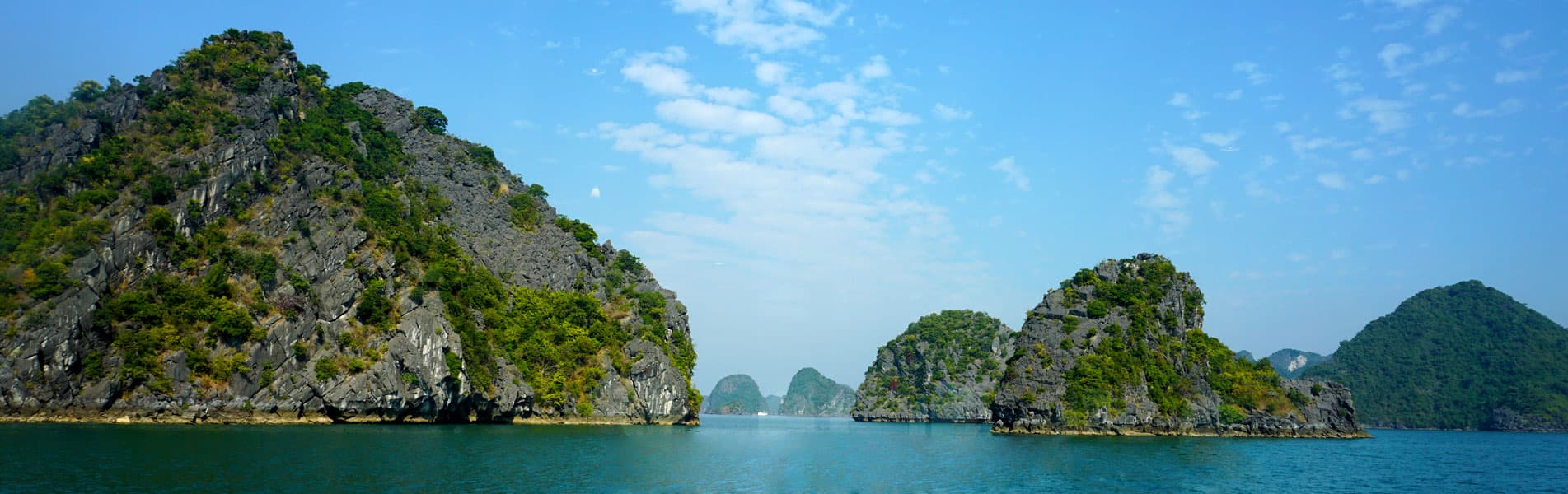 Halong Bay Day Trip - Vietnam blue waters